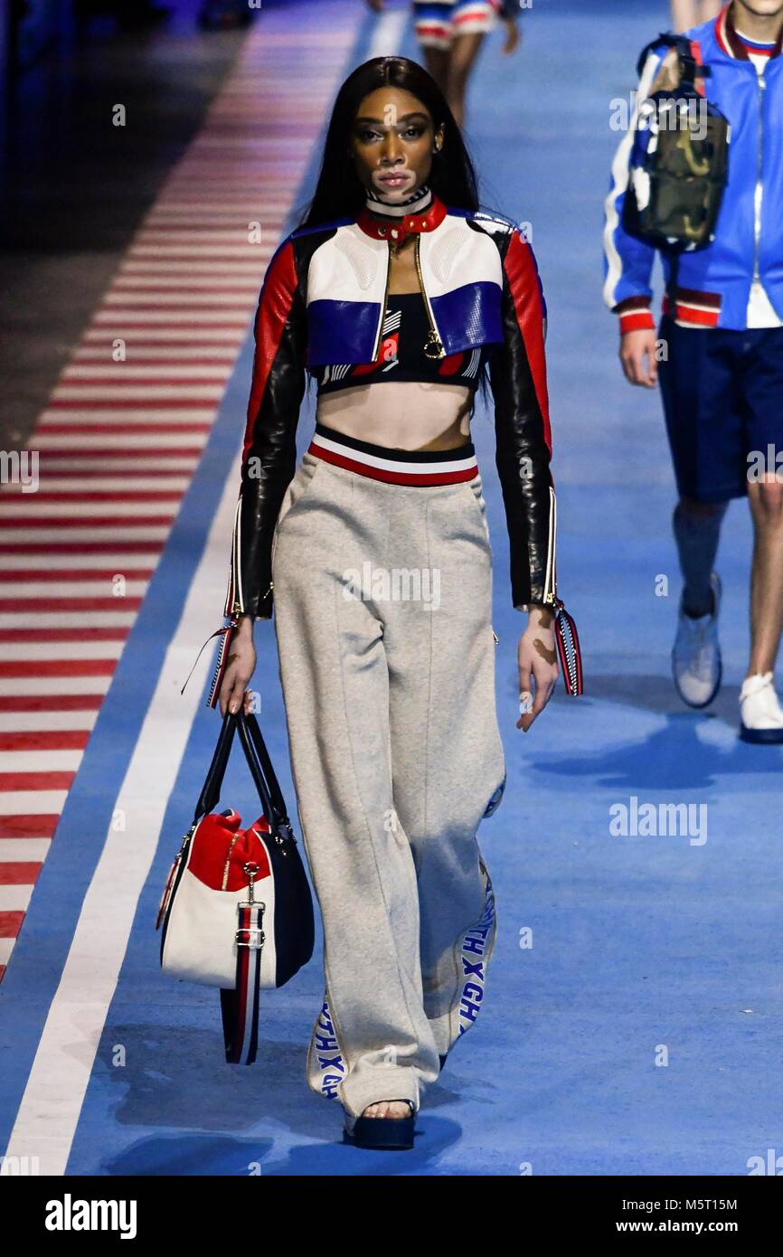 Tommy hilfiger 2018 hi-res stock photography and images - Page 9 - Alamy