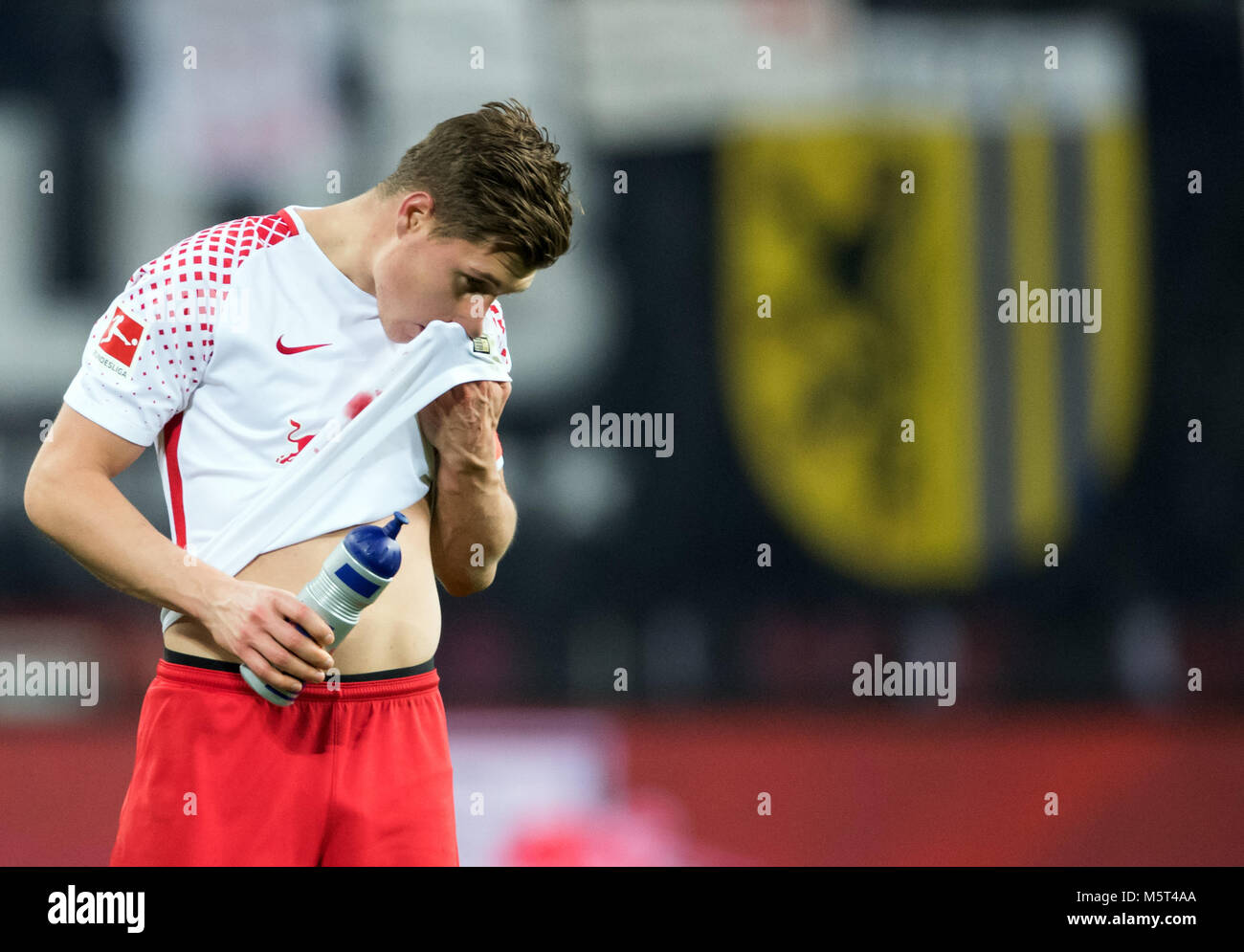 25 Febuary 2018, Germany, Leipzig: German Bundesliga soccer match between RB Leipzig and 1. FC Cologne, Red Bull Arena: Leipzig's Willi Orban after the end of the match. Photo: Soeren Stache/dpa - Nutzung nur nach vertraglicher Vereinbarung Stock Photo