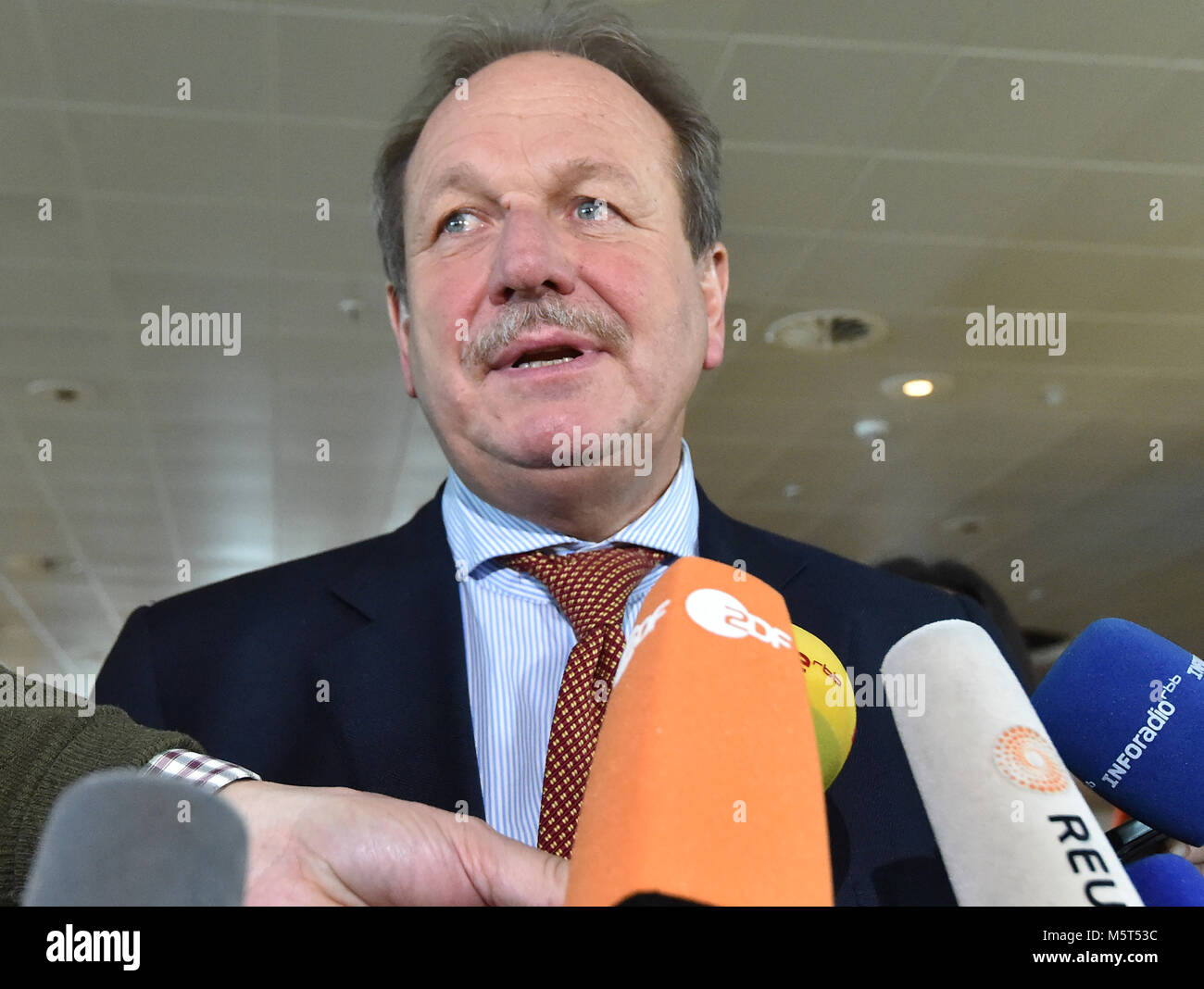 26 February 2018, Germany, Potsdam: The chairman of the German United Services Trade Union Verdi, Frank Bsirske, delivers a statement to the press at the beginning of the first round of negotiations concerning the salaries of public service sector employees. Public sector unions are demanding a pay increase of six percent. Photo: Bernd Settnik/dpa-Zentralbild/dpa Stock Photo