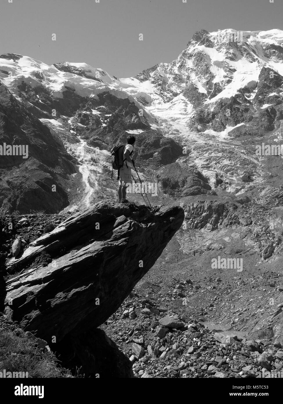 Matterhorn europe hiker Black and White Stock Photos & Images - Alamy
