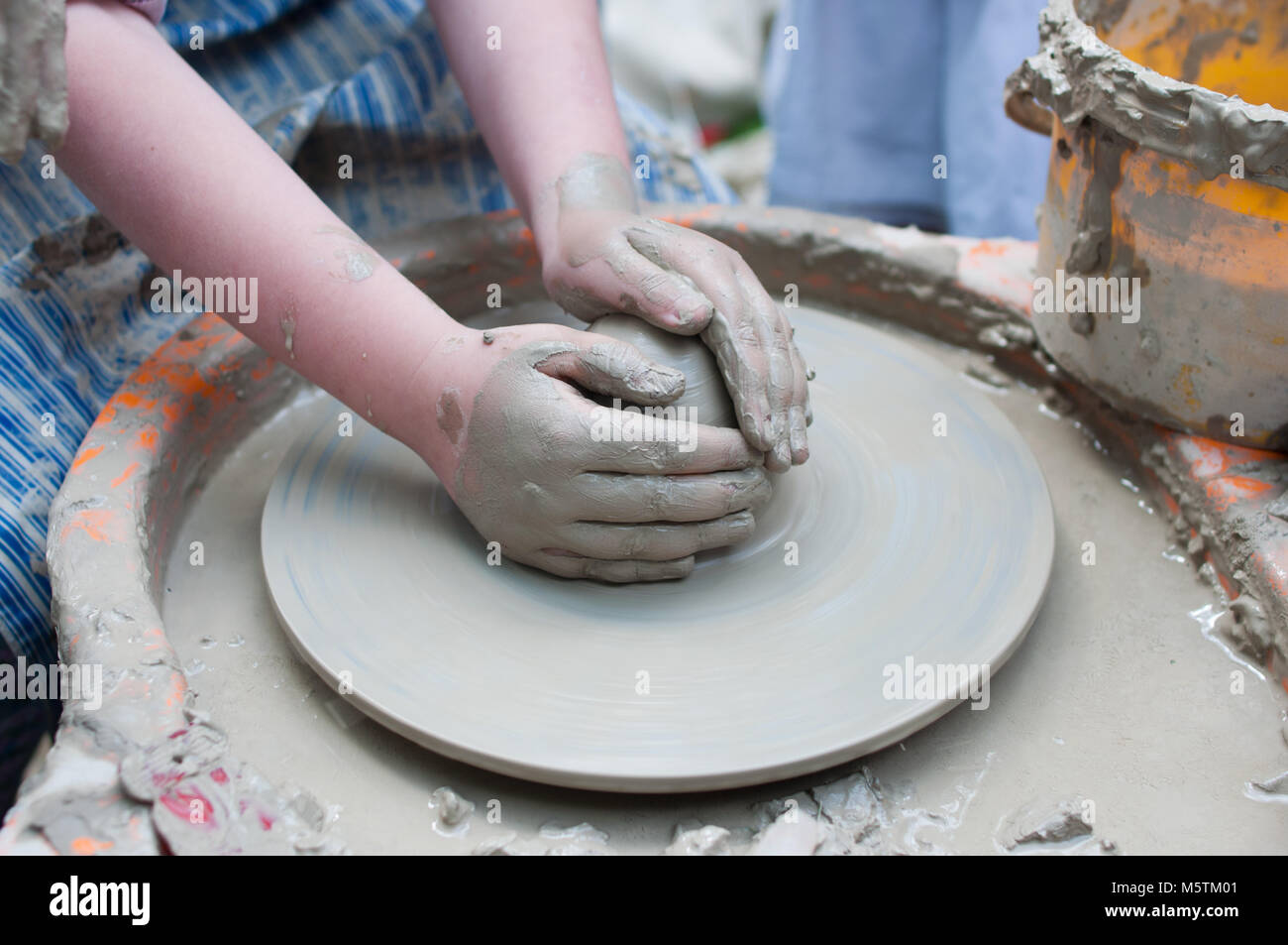 Pottery formation process of the clay dish with traditional method as