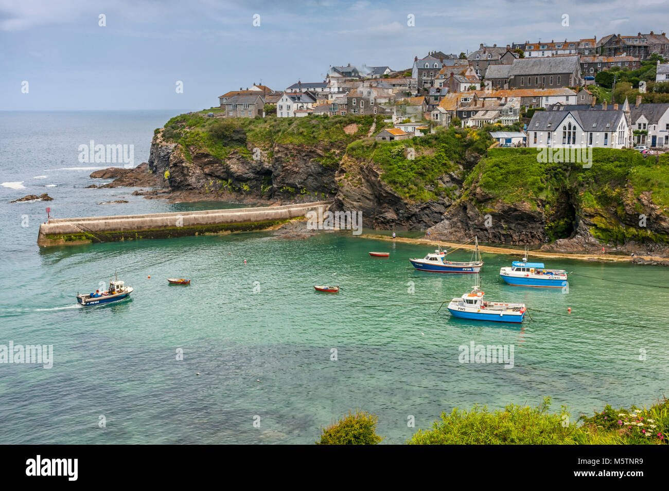 Port Isaac Sign PORT ISAAC, CORNWALL, UK - JUNE 13, 2009: Aerial view of the village ...