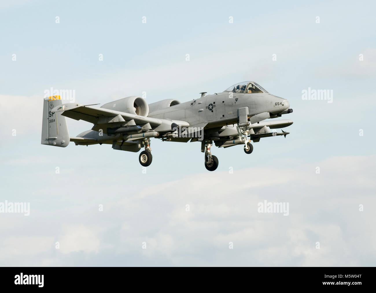 Fairchild Republic A-10C Warthog, 82-0654, of the 81st FS, 52nd FW, USAFE, based at Spangdahlem AB, Germany, seen on final approach to RAF Lakenheath Stock Photo