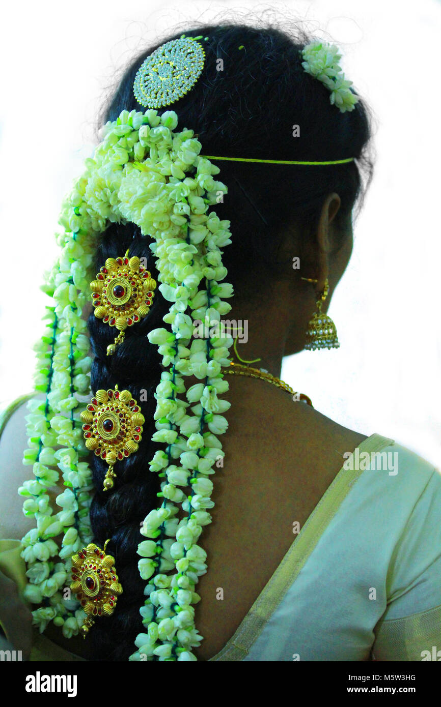 Bridal Hair: Discover the Trendiest Hairstyles for Indian Brides