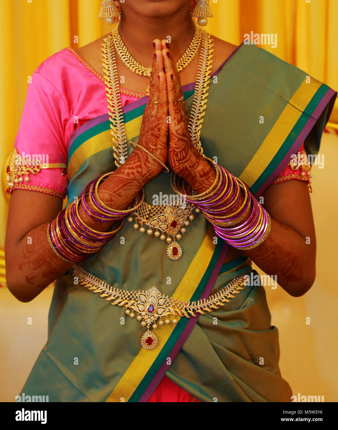 Traditional Bridal Costume Doing Namaste Stock Photo - Alamy