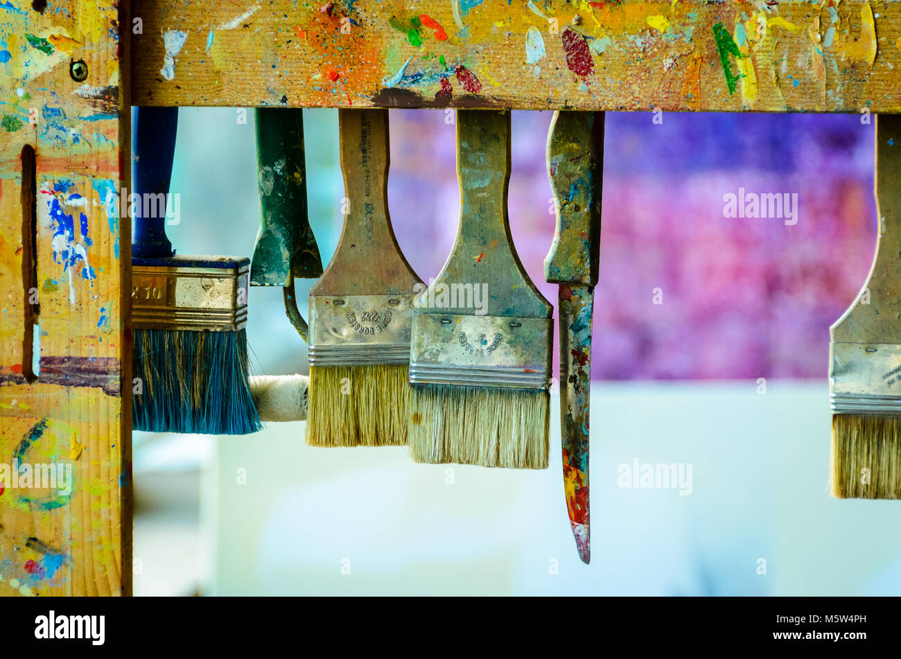 Hanging art brushes hi-res stock photography and images - Alamy