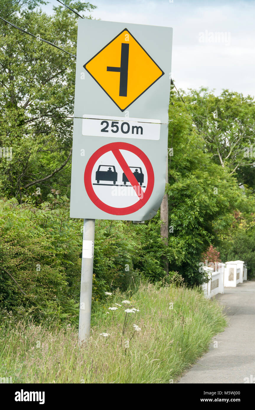 Irish road sign hires stock photography and images Alamy