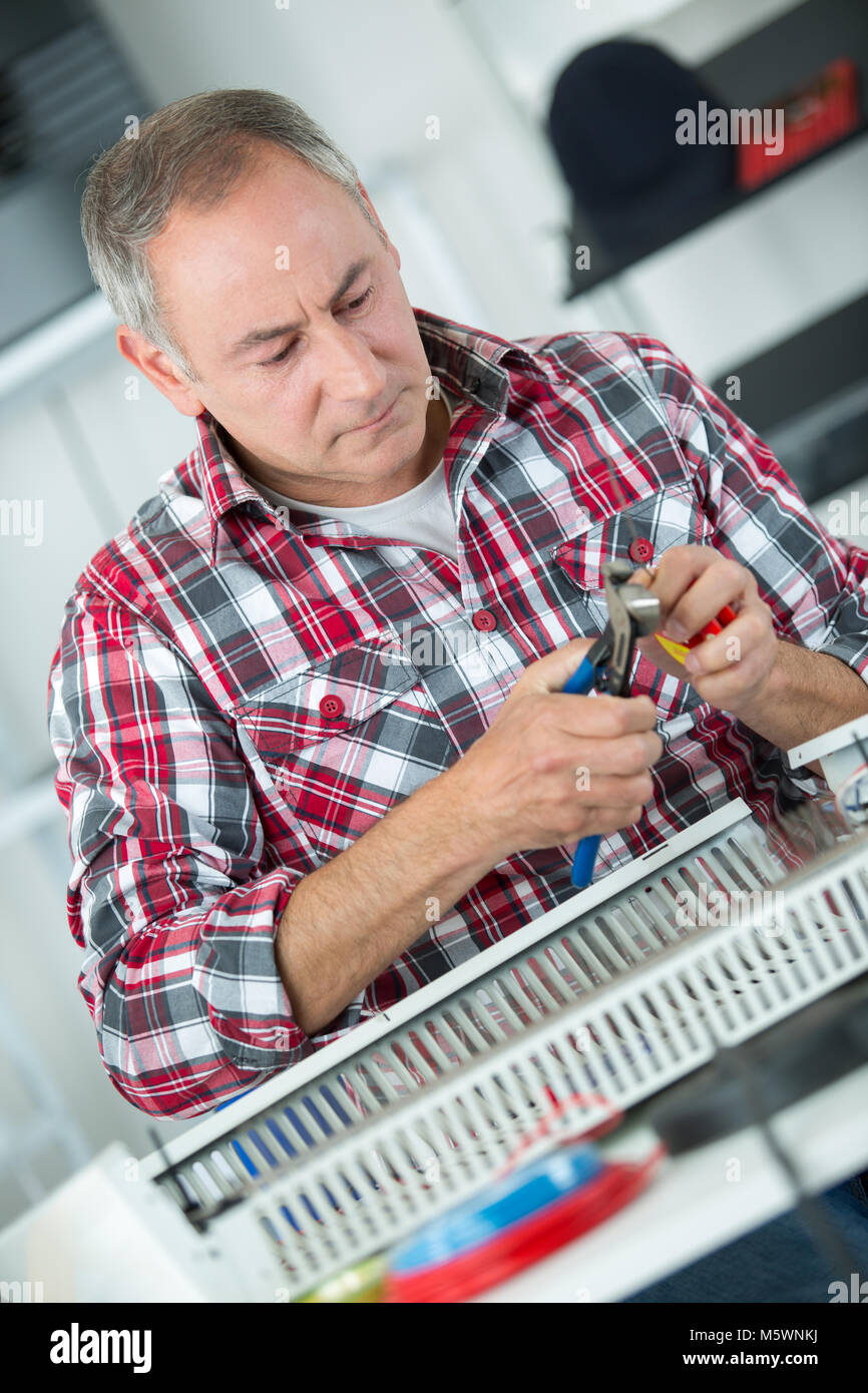 Senior motor skill hi-res stock photography and images - Alamy