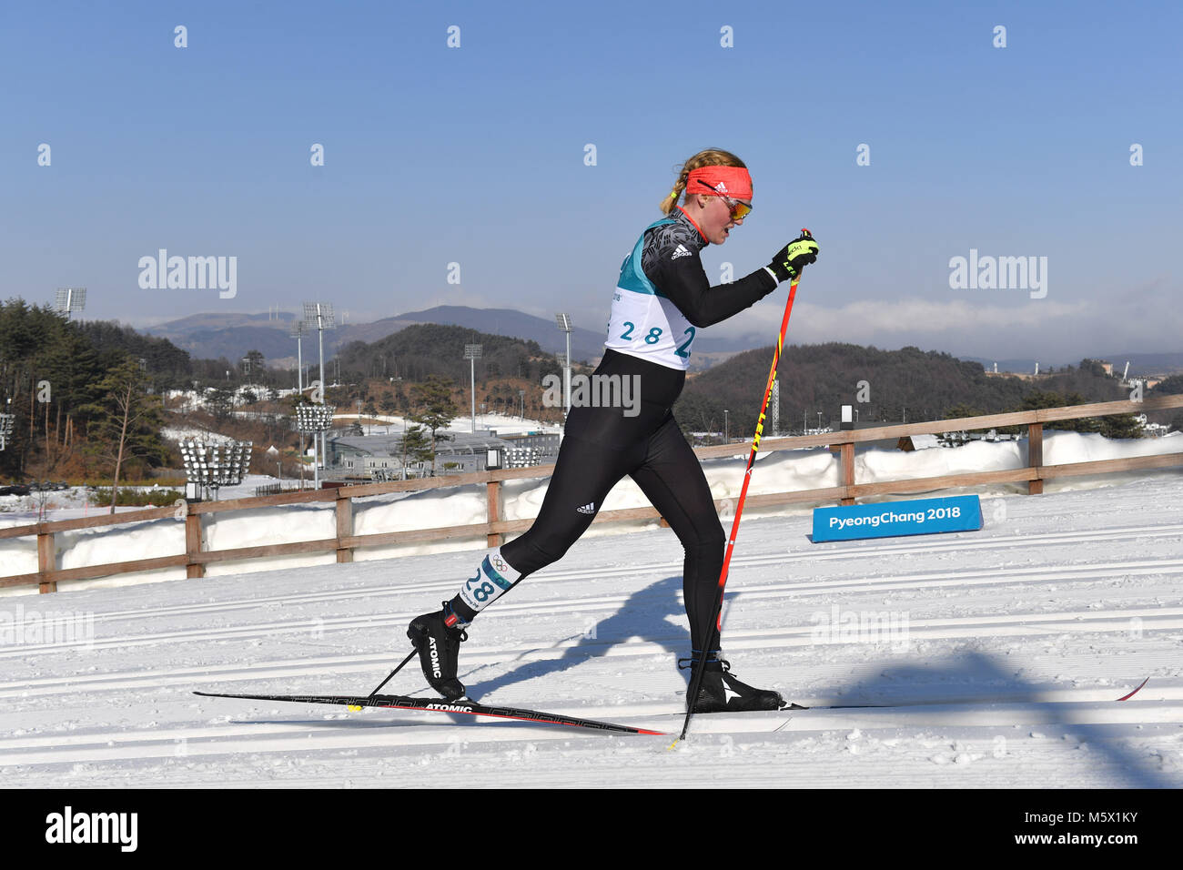 Victoria CARL, GER, Aktion, Cross Country Skiing, Ladies 30 km Mass Start Classic, Skilanglauf
