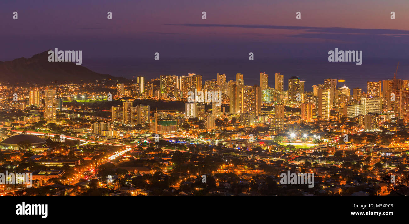 View to Honolulu from Tantalus Lookout at sunset, Oahu, Hawaii Stock Photo