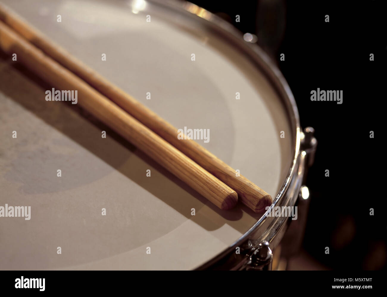 Drumsticks and drum hires stock photography and images Alamy