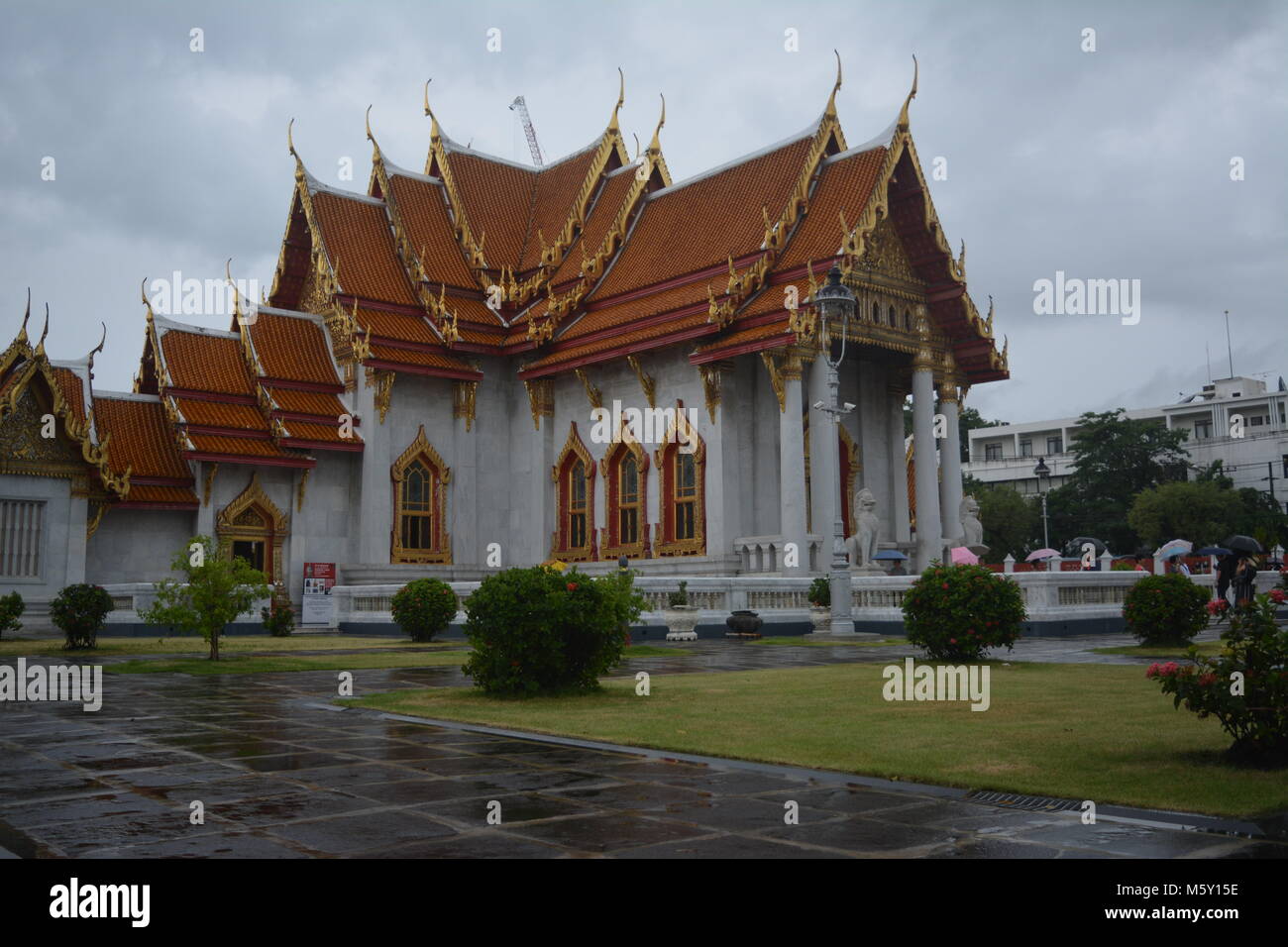 The Marble Temple ( Wat Benchamabophit ), Bangkok, Thailand Stock Photo ...