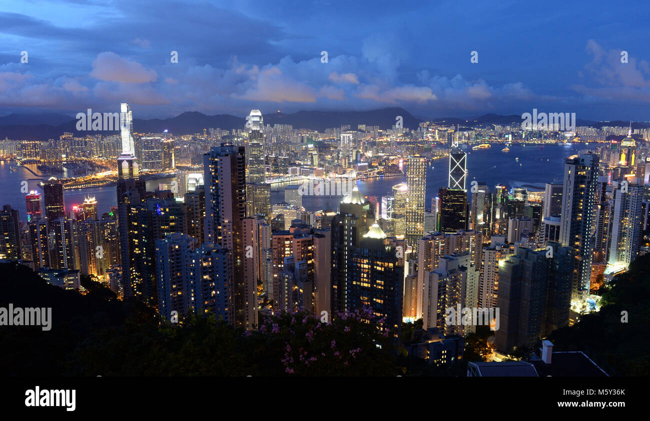 Hong Kong view from The Victoria Peak at night Stock Photo - Alamy