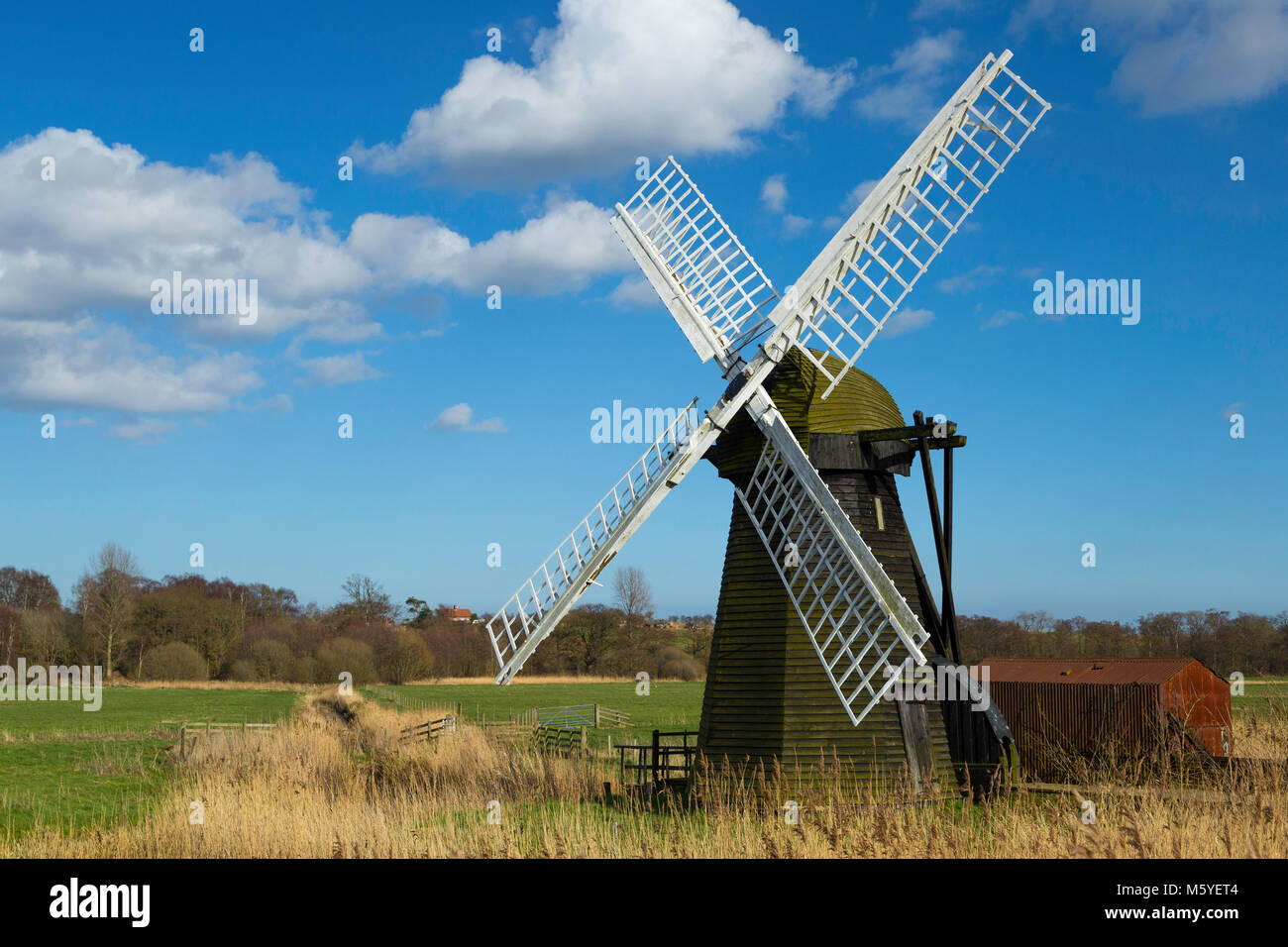 View of Herringfleet Mill in Suffolk Stock Photo - Alamy