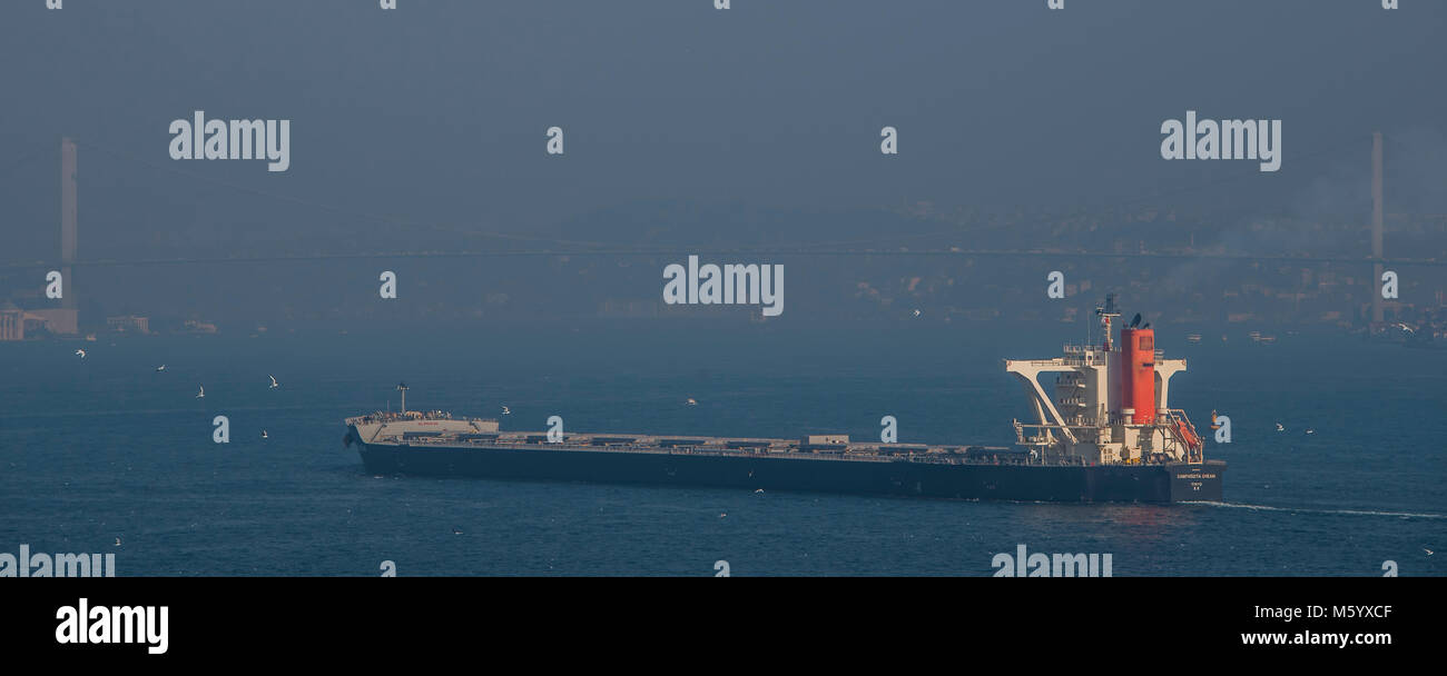 Istanbul topkapi palace jewels hi-res stock photography and images - Alamy