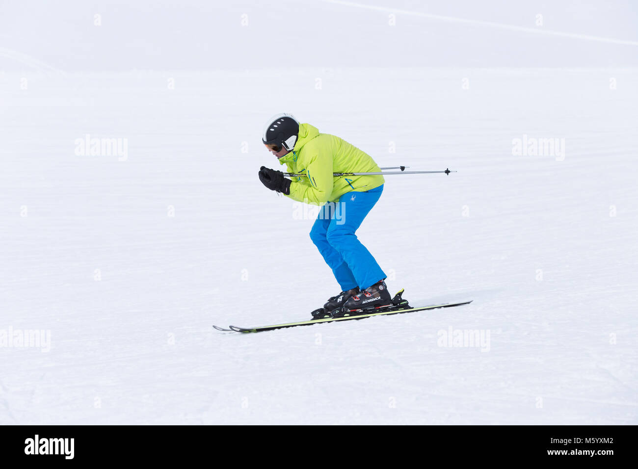 Tuck position ski hires stock photography and images Alamy