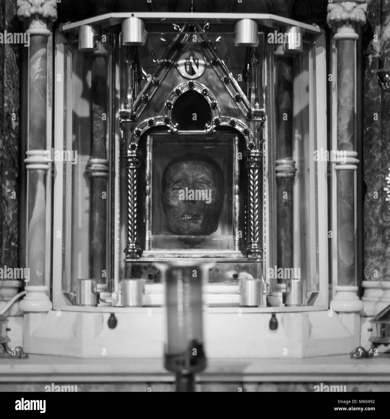 Oliver plunkett st peters church Black and White Stock Photos & Images