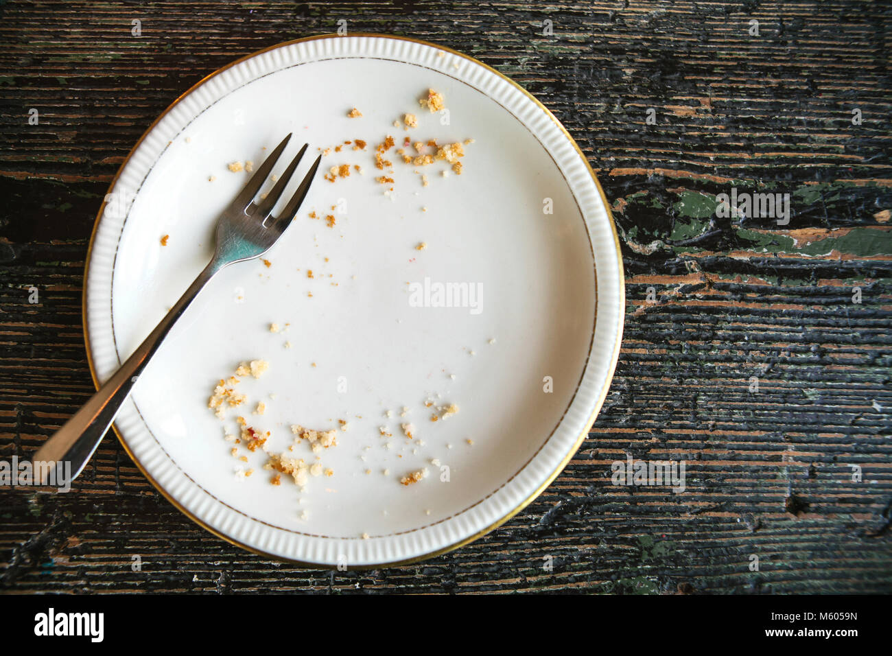 Empty plate crumbs hires stock photography and images Alamy