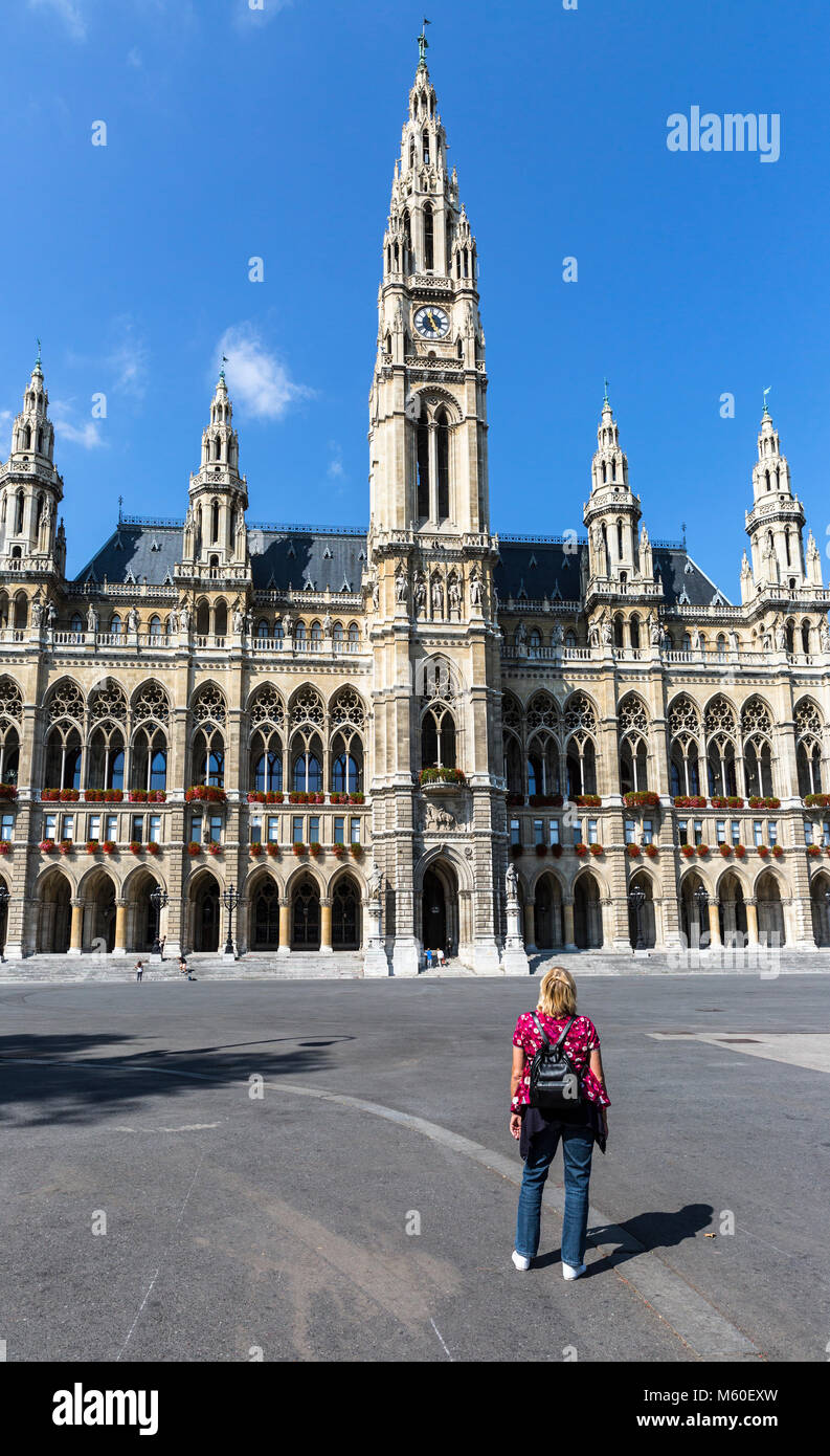 The Rathaus, Rathausplatz, Wien, Vienna, Austria Stock Photo - Alamy