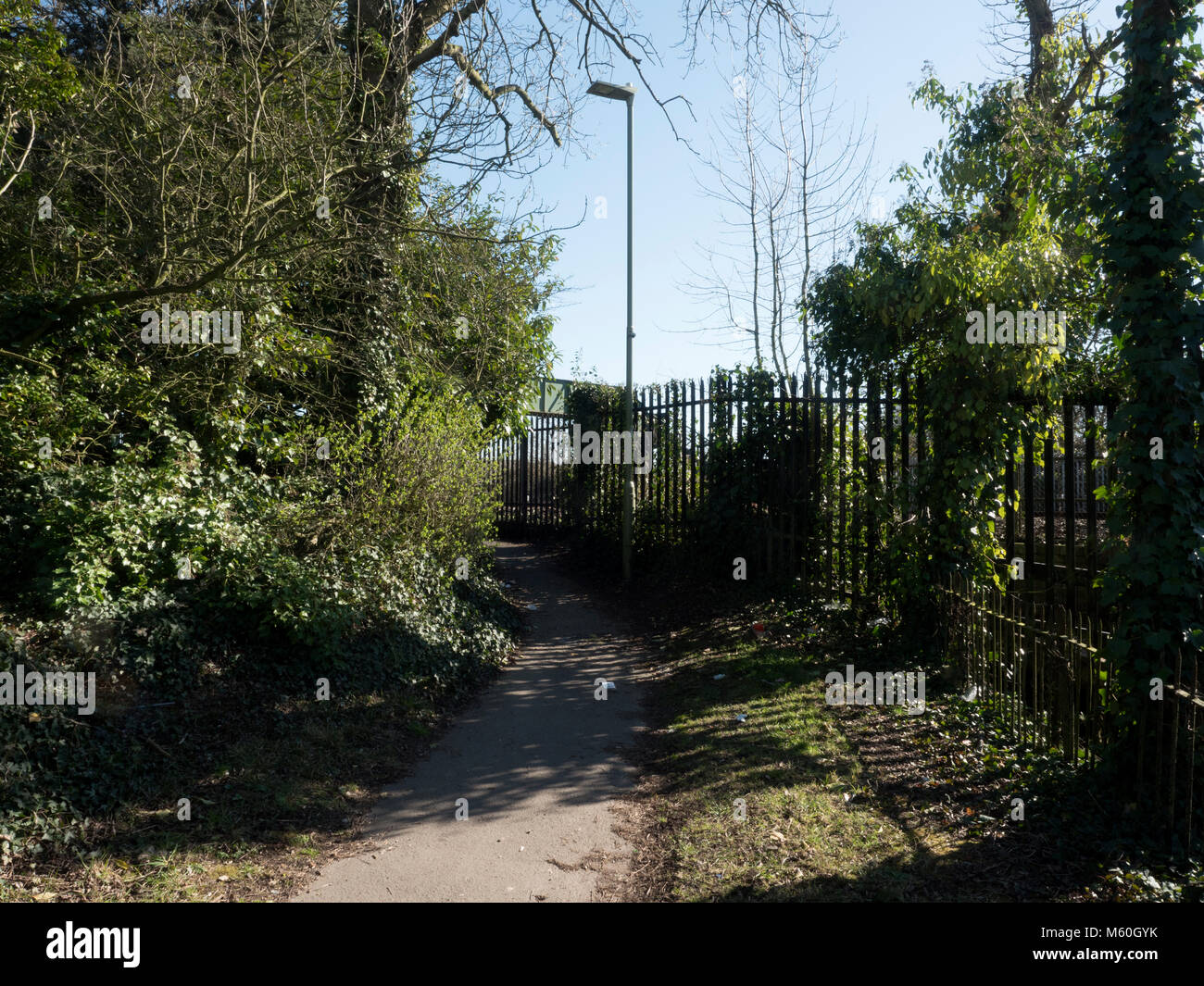 Path from Maynard Road to the railway bridge over the mainline track in
