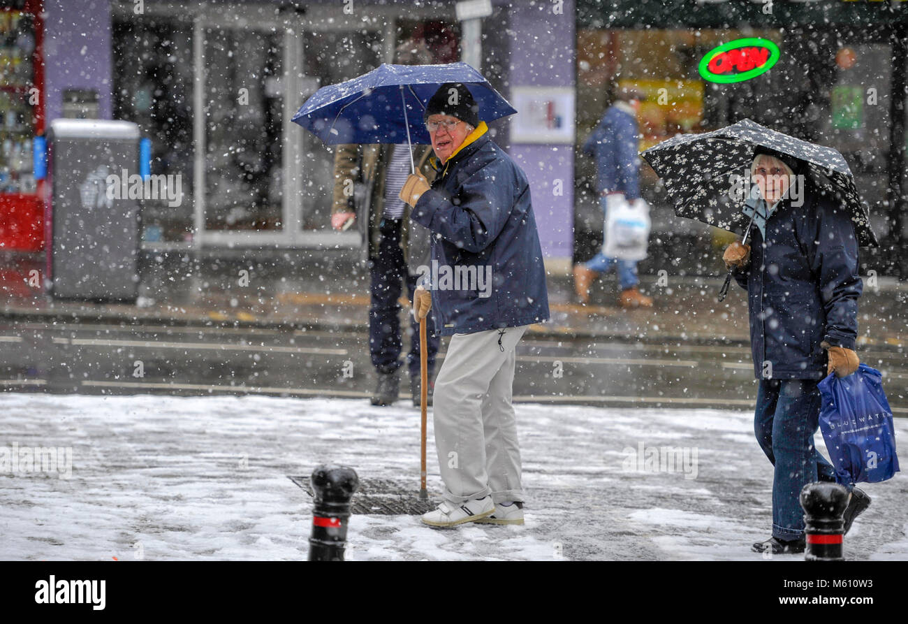 Brighton, UK. 20th Feb, 20. Shoppers battle through snow in ...
