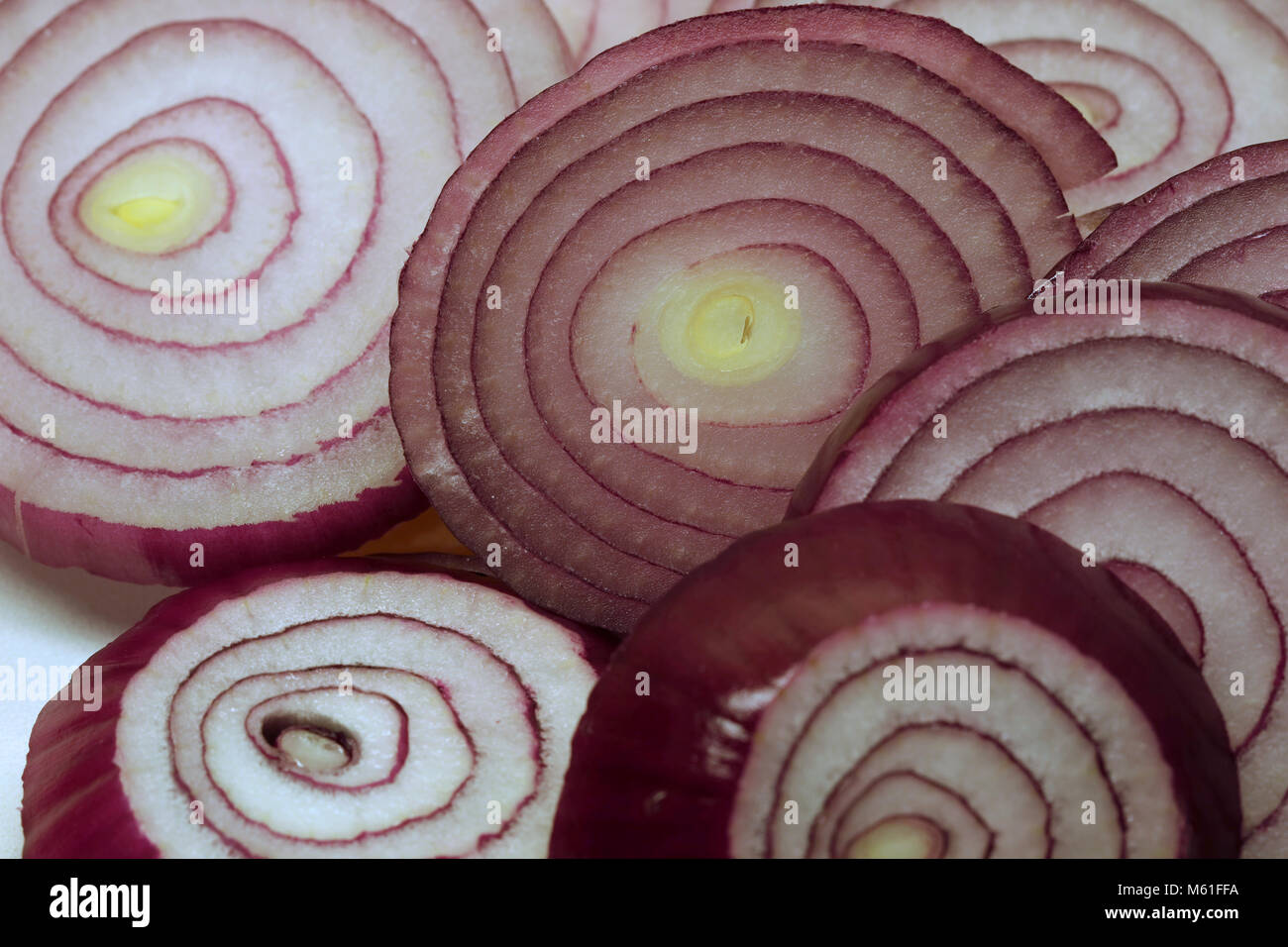 Red onion rings hi-res stock photography and images - Alamy