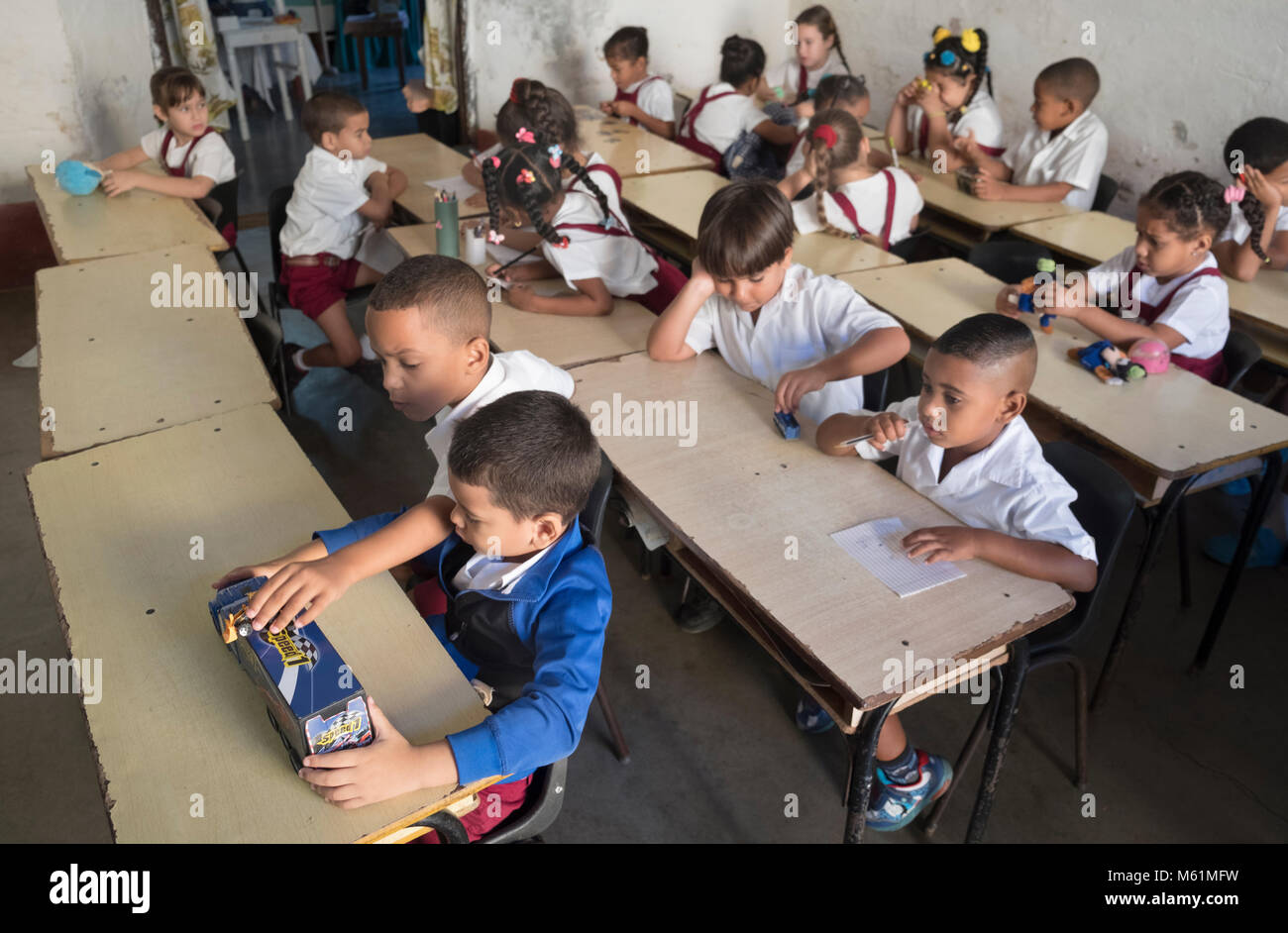 Trinidad school children hires stock photography and images Alamy