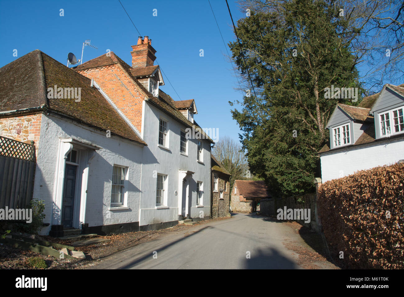 Old cottages in Goose Green in Lambourn village in Berkshire, UK Stock Photo