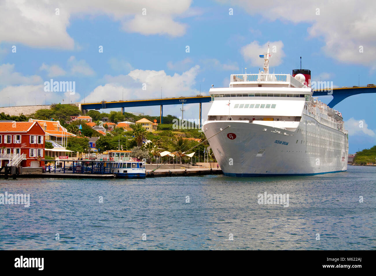 Cruise ship at Sint Anna Baai, Otrobanda district, Queen-Juliana bridge, Willemstad, Curacao, Netherlands Antilles, Caribbean Stock Photo