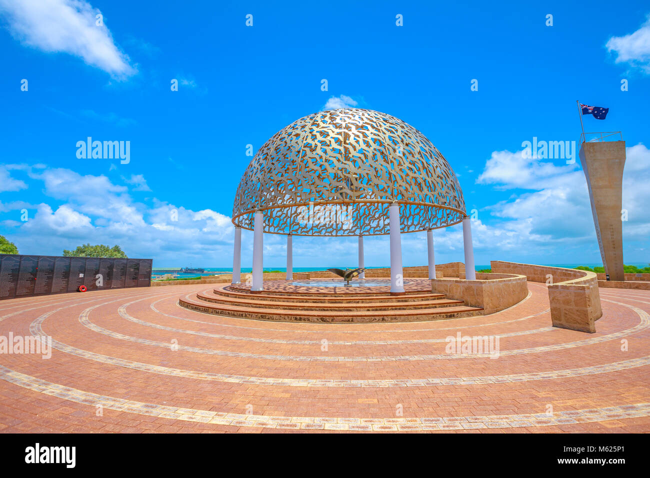 The dome of soul of the HMAS Sydney II Memorial in Geraldton, on hill in the middle of town, Western Australia. Sunny day with blue sky. Famous site in Geraldton. Stock Photo