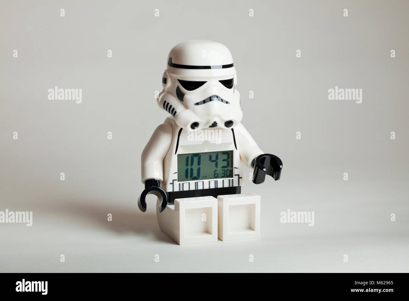 Star wars stormtrooper clock sales