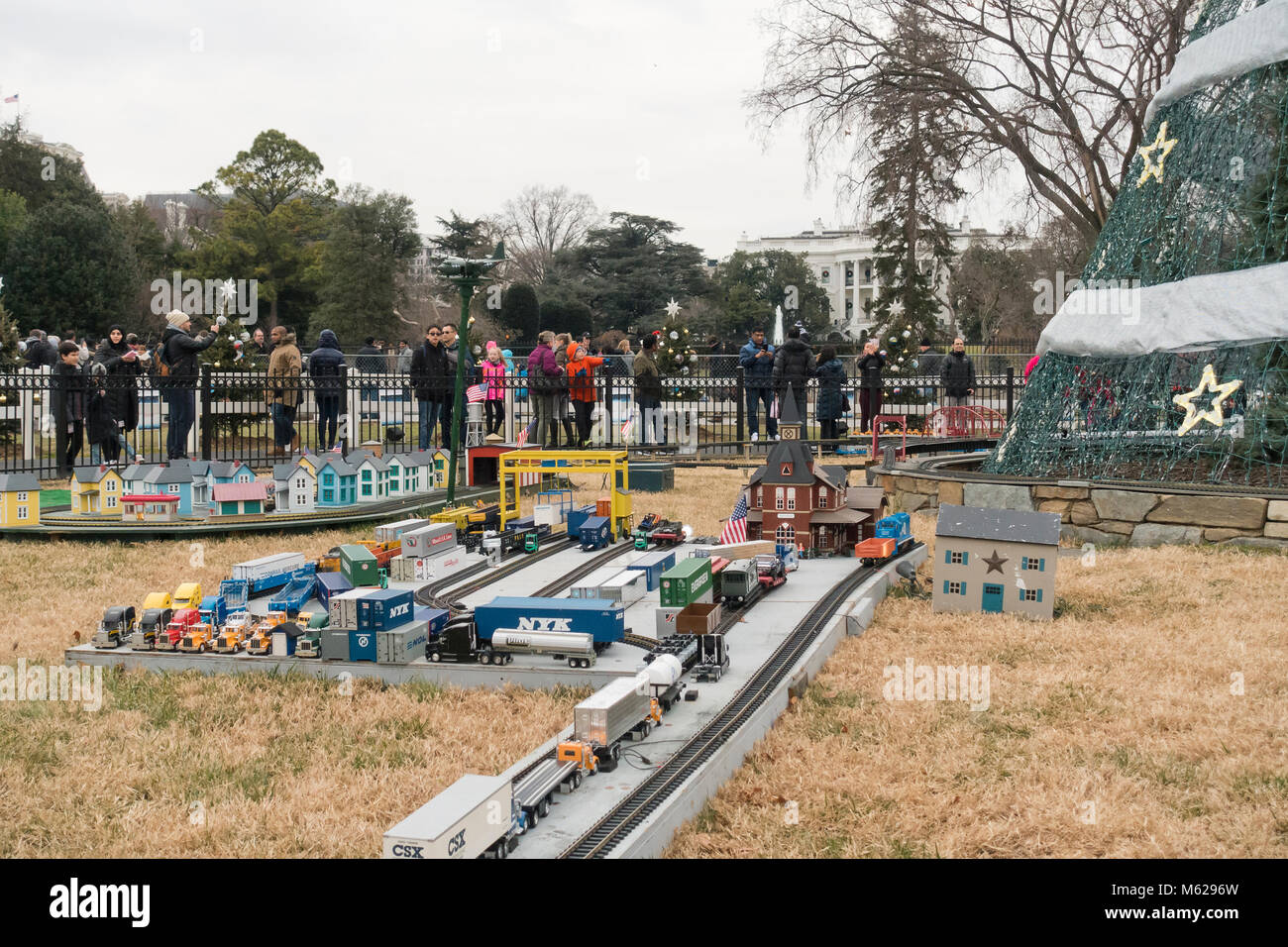 Model trains hires stock photography and images Alamy