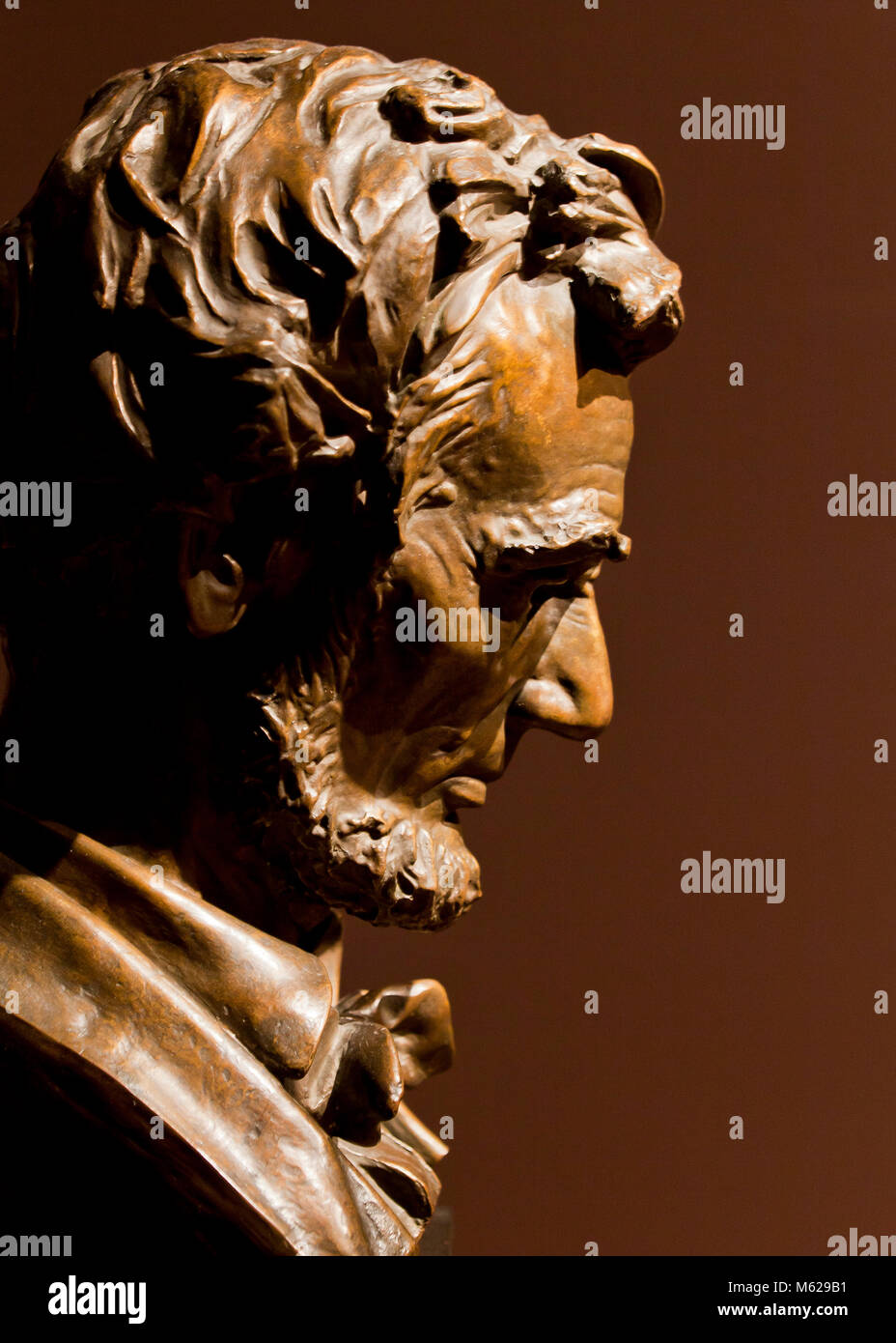 Profile view of Abraham Lincoln statue Stock Photo