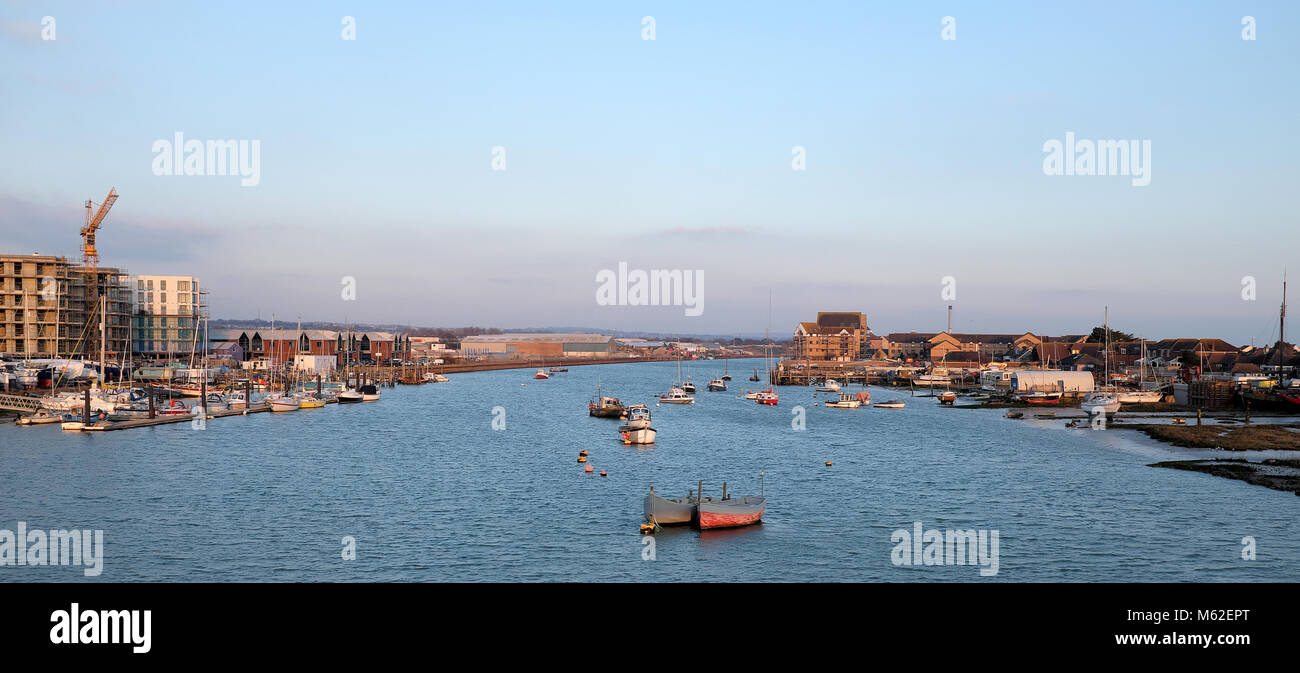 Shoreham-by-Sea, West Sussex, England. View east along the River Adur Western Harbour Arm. Stock Photo