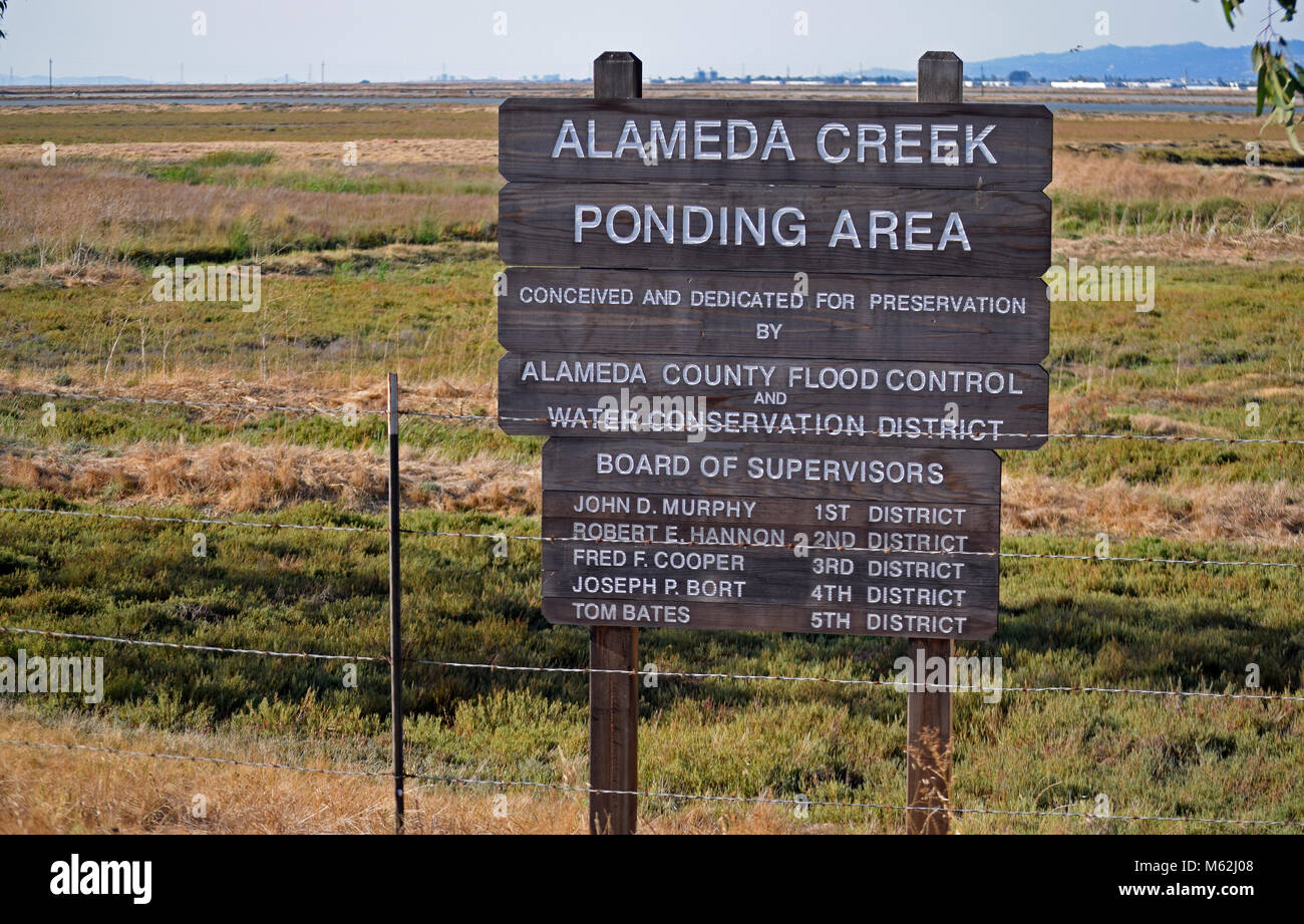 Alameda Creek Ponding Area sign, Alameda County Flood Control and Water Conservation District, along San Francisco Bay, California Stock Photo