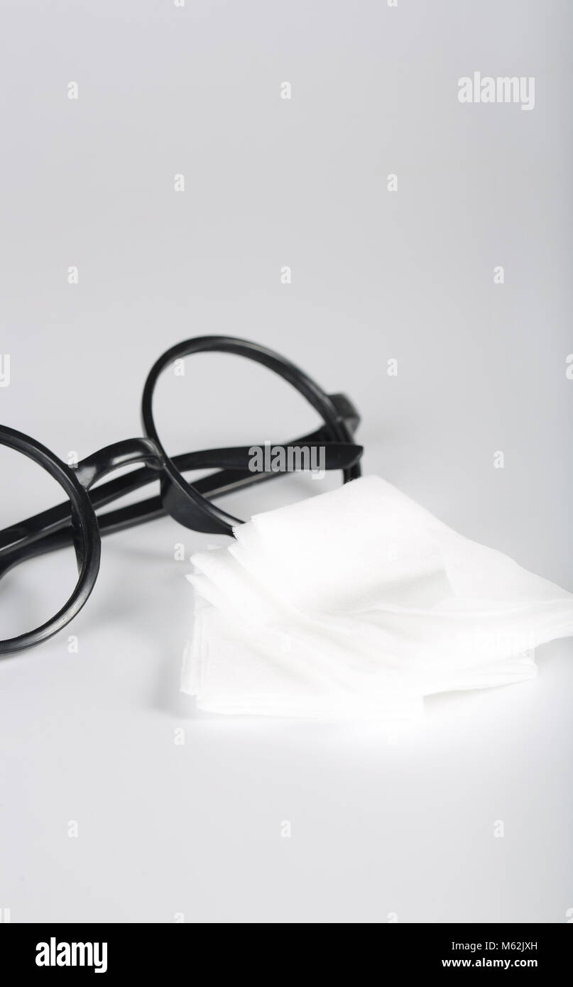 Wet wipes for cleaning eyeglasses. Closeup Stock Photo Alamy