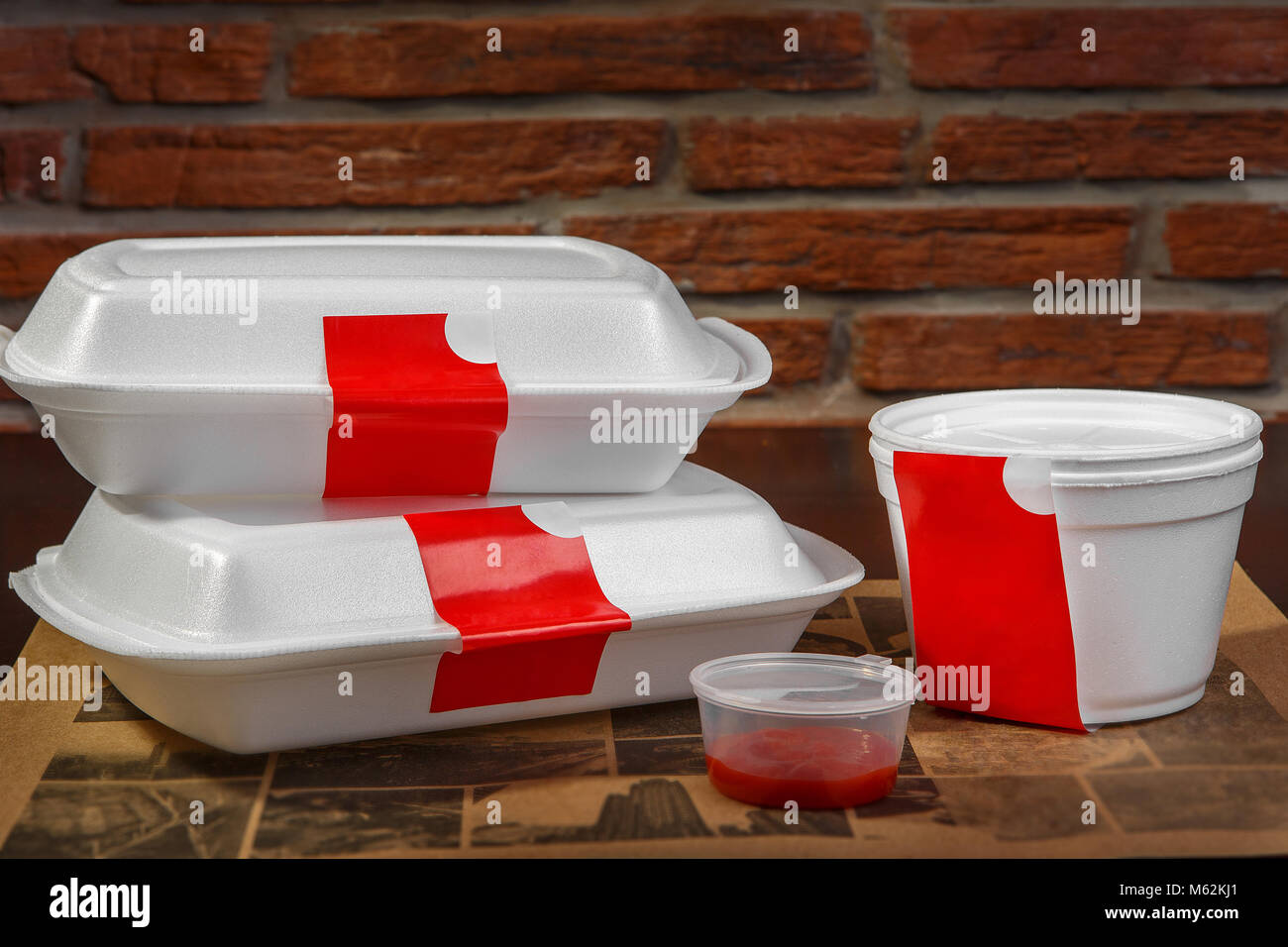 Breakfast, snack, lunch, brunch, dinner with home delivery in