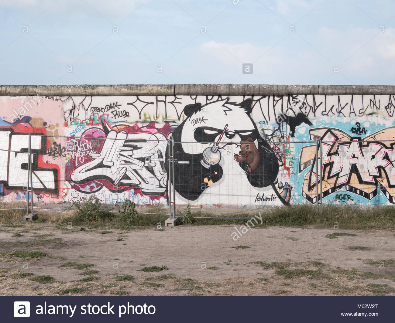 Legal Graffiti Wall Art Stock Photos & Legal Graffiti Wall Art Stock Images Alamy