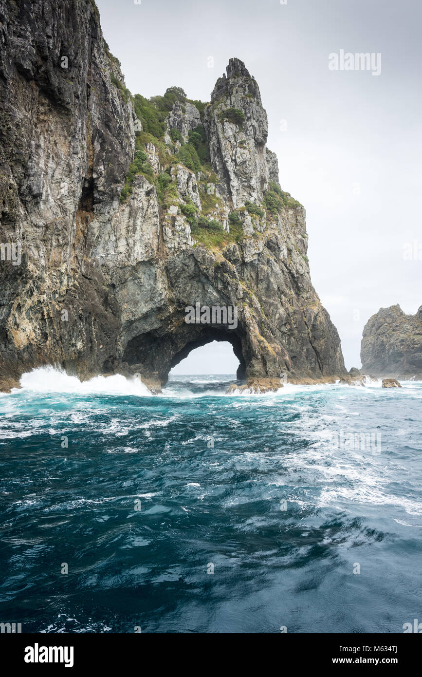 Hole in the Rock, Bay of Islands, North Island, New Zealand Stock Photo