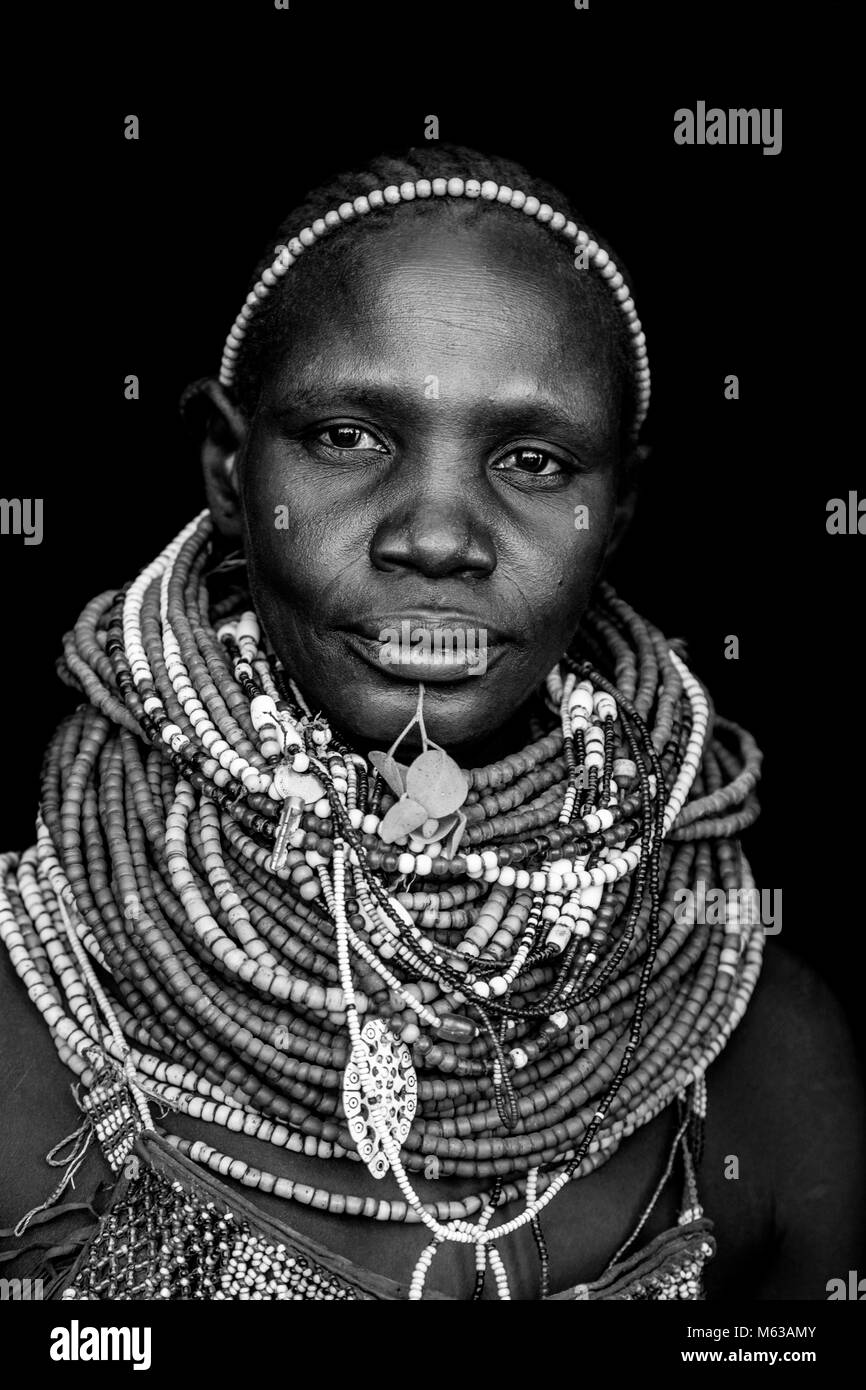 Tribal ethiopian tribe Black and White Stock Photos & Images - Alamy