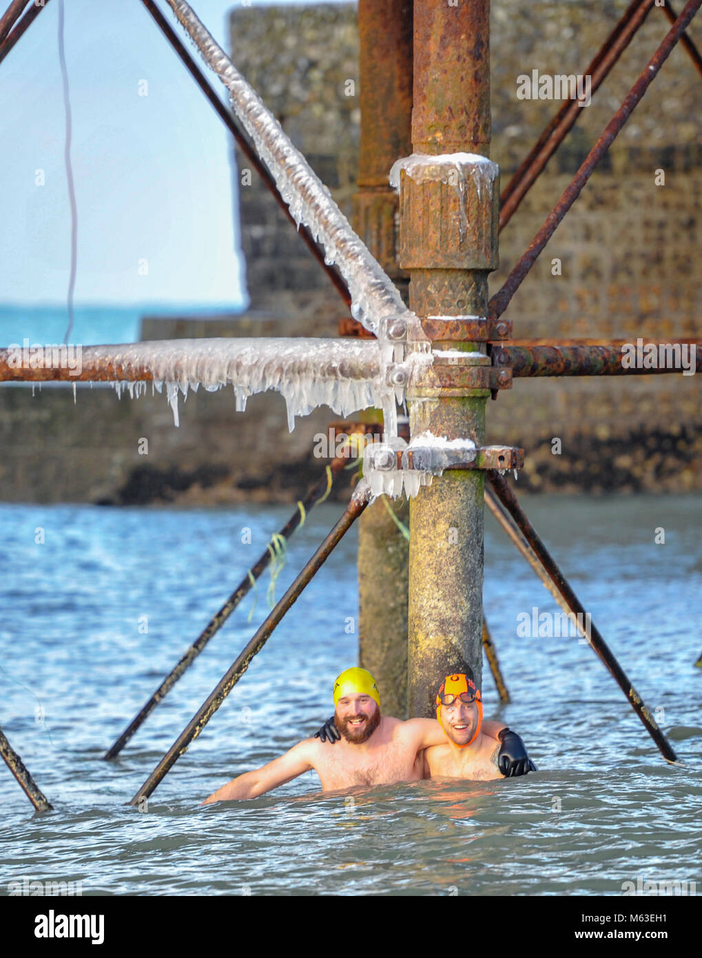 Iced water bath hi-res stock photography and images - Alamy