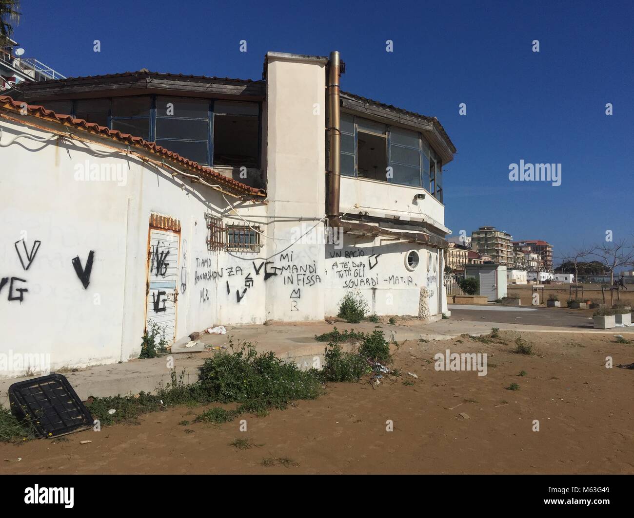 Crotone Italy 17th Feb 2018 A Dilapidated House Standing