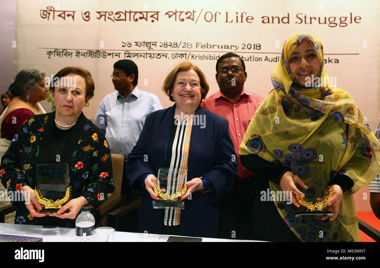 Dhaka, Bangladesh. 28th Feb, 2018. February 28, 2018 Dhaka, Bangladesh The three female Nobel Peace laureates received crest form the Naripokkha Women's organization left to right Shirin Ebadi of Iran's, Mairead Maguire of Northern Ireland's and Tawakkol Karman of Yemen's, they discussion on the topic ''˜ Of Life and Struggle speaks at Krishibid Institution Auditorium, Khamar Bari in Dhaka. The conclusion of their visit to Bangladesh on the six-month anniversary of the current Rohingya crisis that forced millions to flee into Bangladesh from Rakhine state of Myanmar.28 February 20 Stock Photo