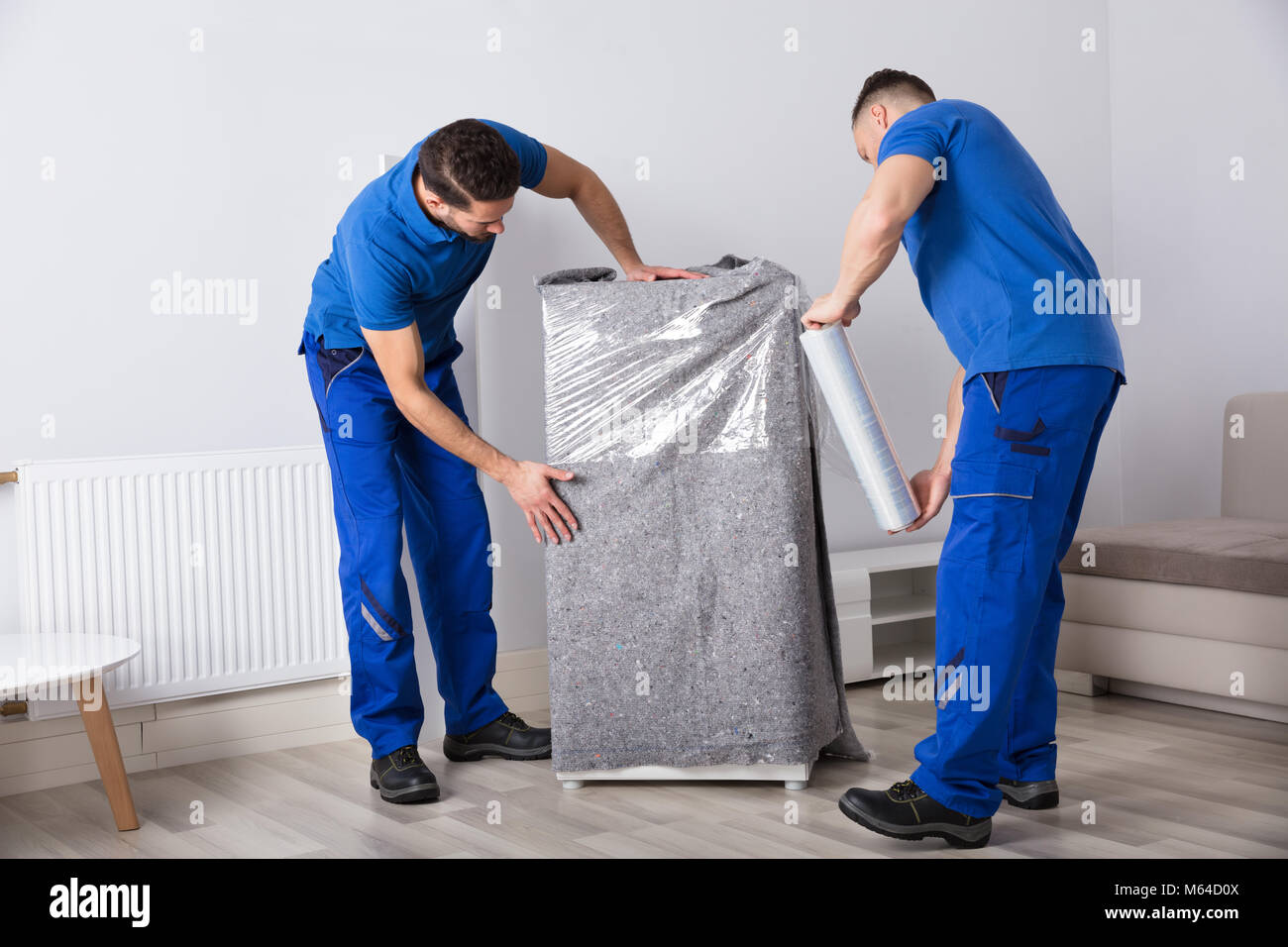 Stick packing hi-res stock photography and images - Alamy