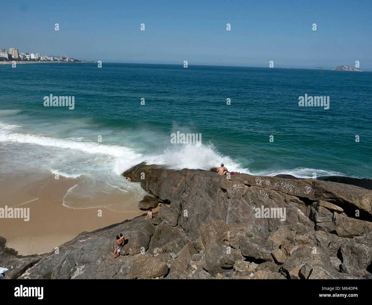 Bathing With Rocks Couples on top of the rock hi-res stock photography and images - Alamy