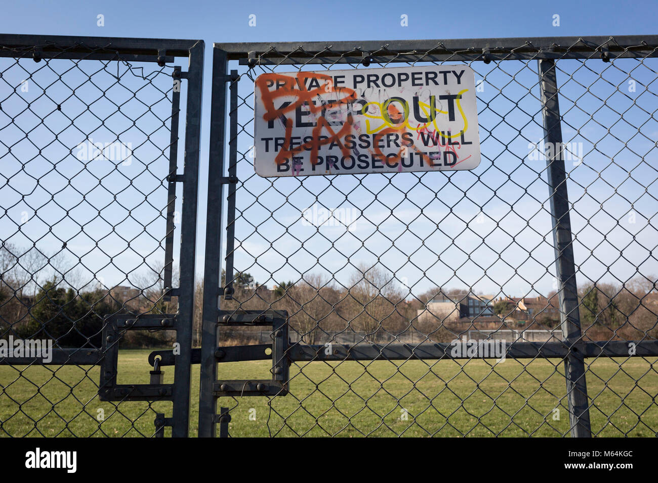 Warning to public private property trespassers will be prosecuted safety sign