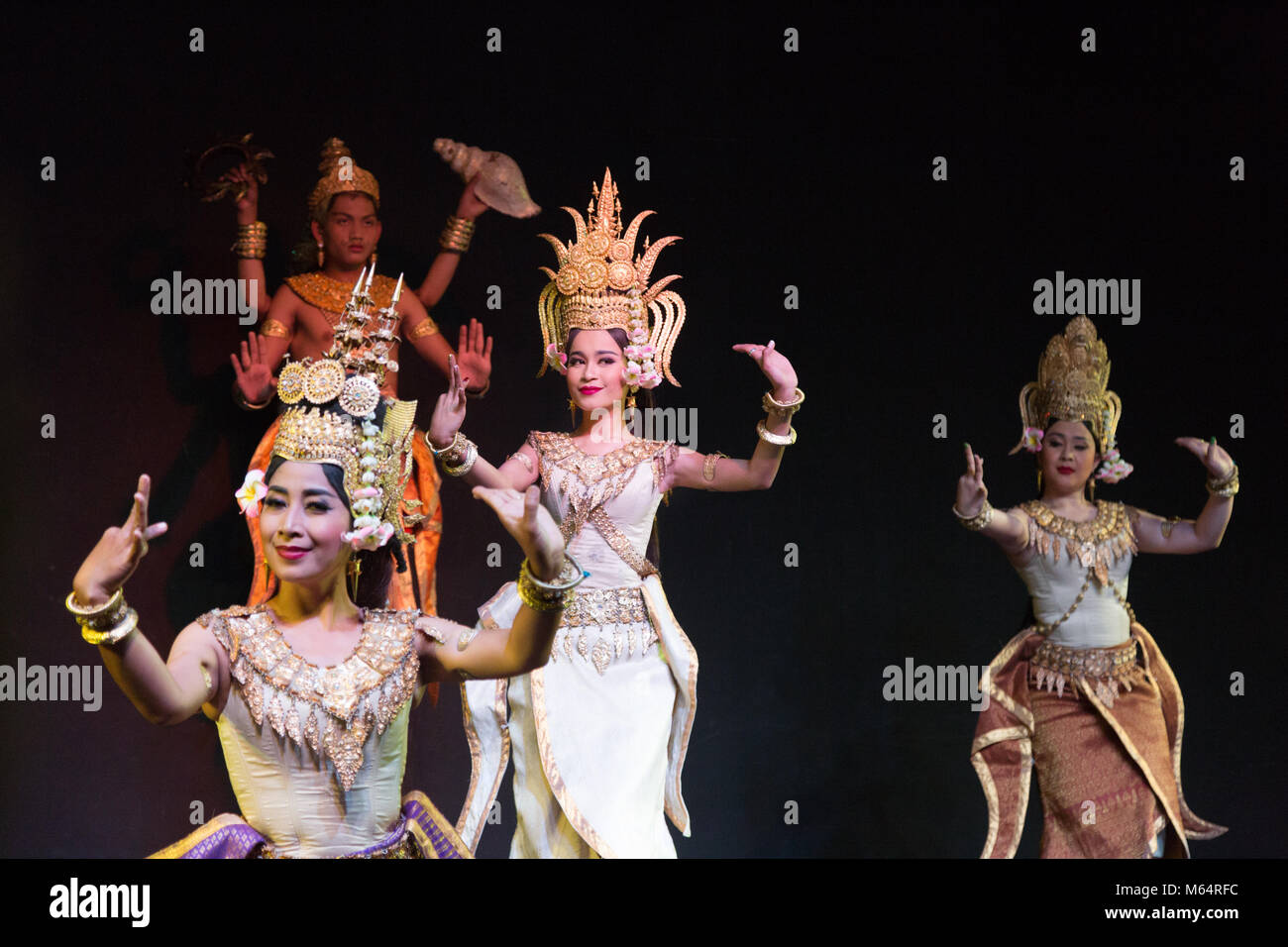 Classical Apsara dancers performing traditional Cambodia dance, Phnom Penh, Cambodia, Asia Stock Photo