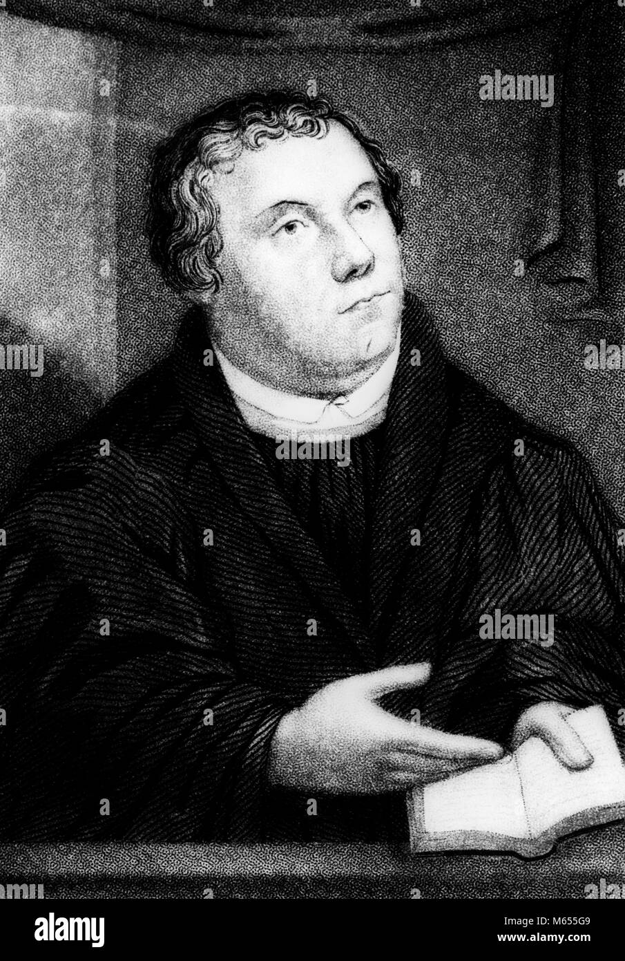 PORTRAIT ENGRAVING MARTIN LUTHER GERMAN RELIGIOUS LEADER REFORMATION PROTESTANT LUTHERAN - a8191 HAR001 HARS 1530 AUGSBURG B&W BLACK AND WHITE CATHOLIC CAUCASIAN ETHNICITY CONFESSION EXCOMMUNICATED FRIAR OLD FASHIONED PERSONS PROTESTANT PROTESTANT REFORMATION REFORMATION TRANSLATED VERNACULAR Stock Photo
