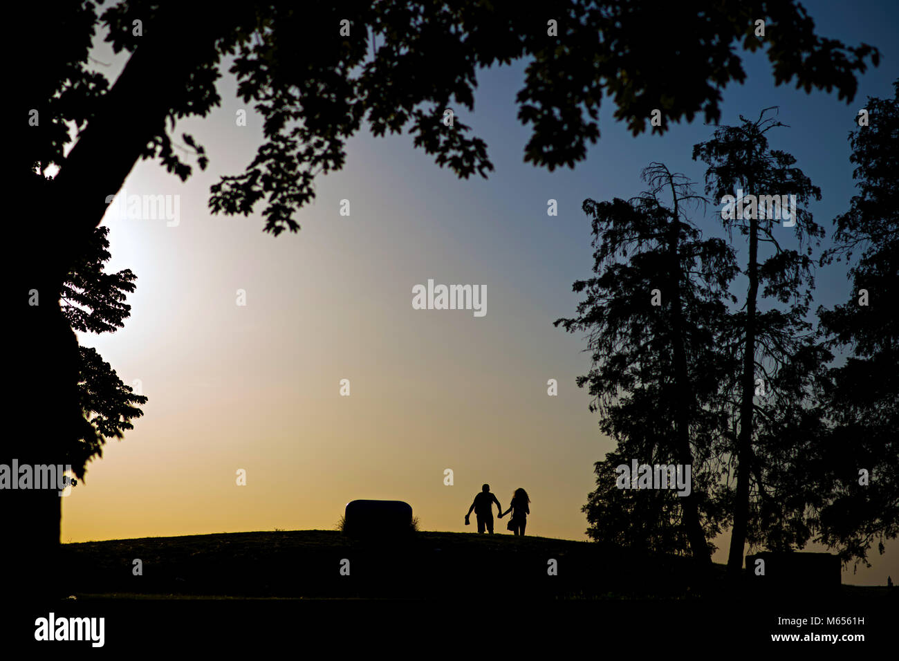 Couple in love silhouette during hi-res stock photography and images ...
