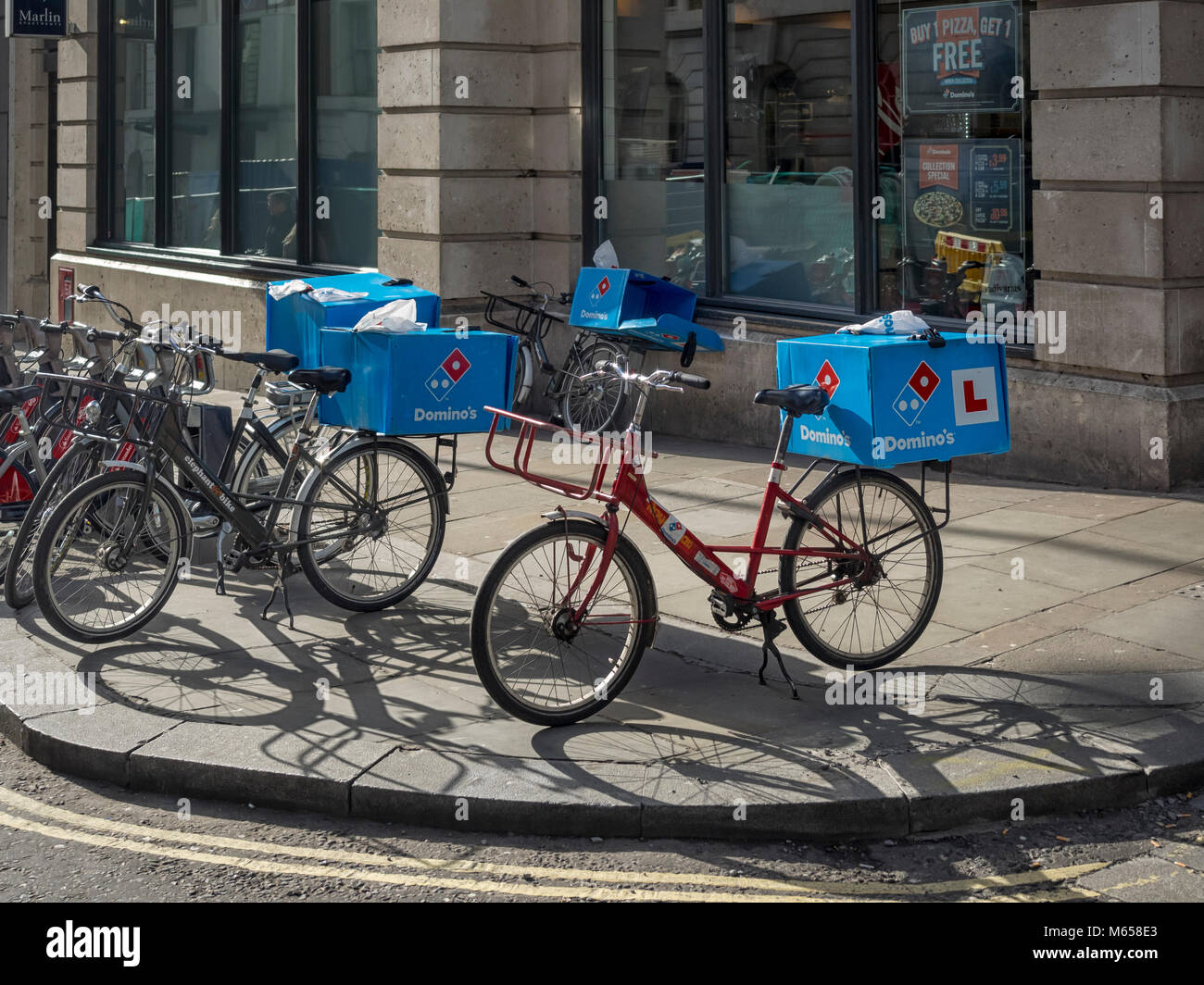 domino's pizza delivery bike